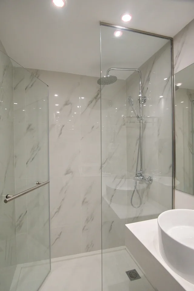 Standard, Twin Beds, INTERNATIONAL ATENE HOTEL 2/5