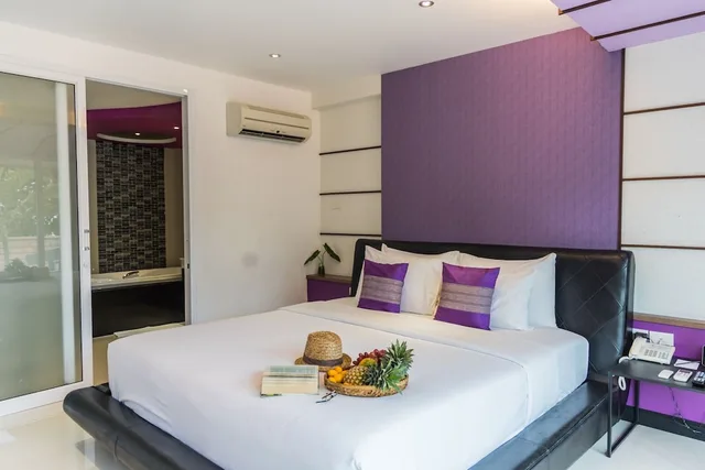 جناح عائلي بسرير كينج وسرير بطابقين بإطلالة على الحديقة بغرفة نوم واحدة، The L Resort Krabi 1/4