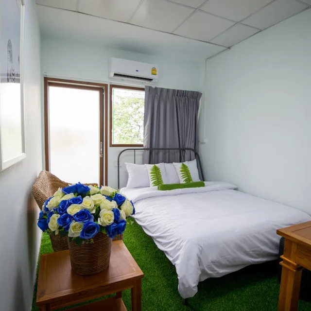 Room, Double Bed, External Bathroom، Victory Park Hostel 6/10