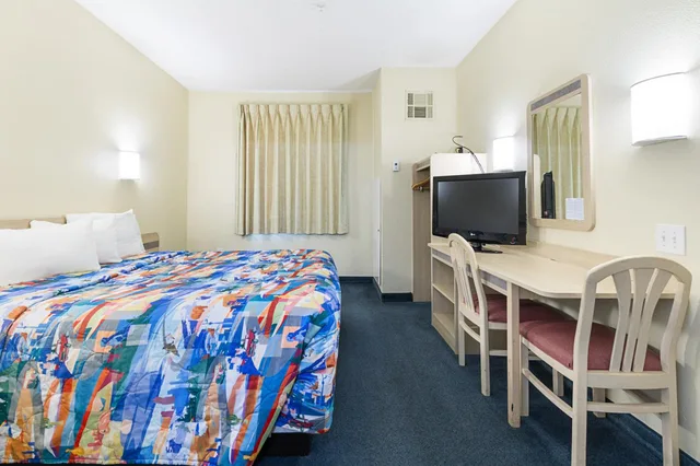غرفة بسرير كينج، Motel6 Weatherford, TX 6/10
