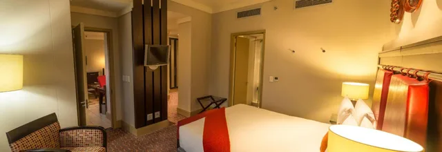 جناح جونيور، Mondior Emperors Palace 3/3