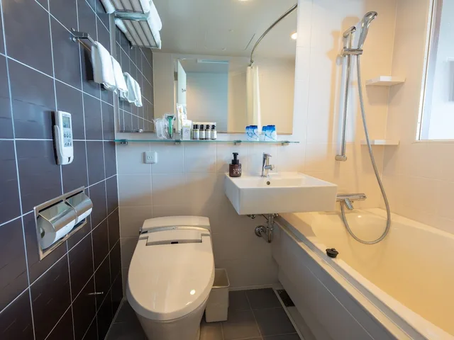 Double Bed, Club Floor، Ryukyu Onsen Senagajima Hotel 7/8