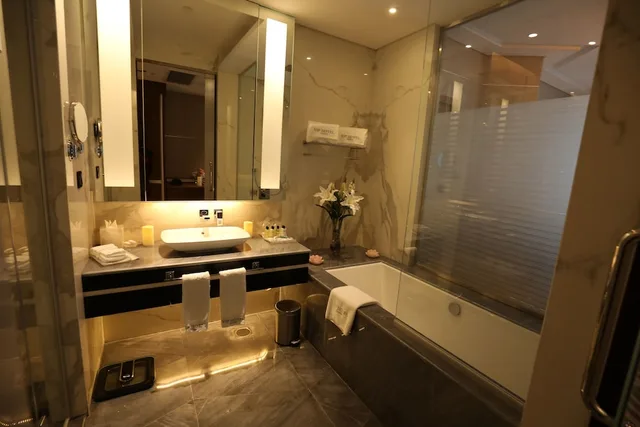 غرفة قياسية بسرير كوين بإطلالة على المدينة، Vip Hotel 3/4