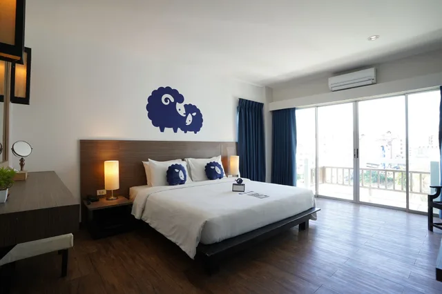 غرفة سوبيريور بسرير كينج، Kokotel Pattaya South Beach (ex Neta Resort Pattaya) 5/8
