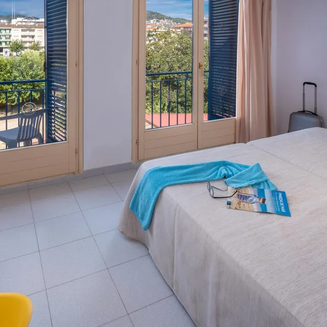غرفة بسرير مزدوج بإطلالة على المدينة، Sorrabona Hotel 4/8