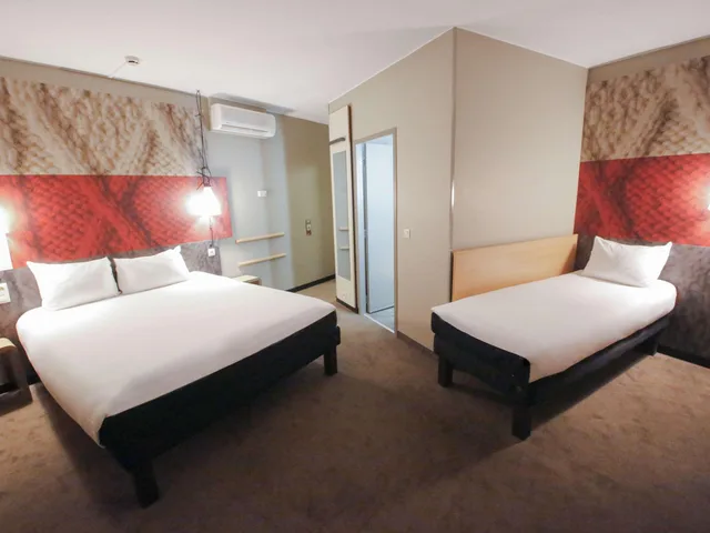 غرفة بريميوم بسرير مزدوج وسرير فردي، Hotel ibis Brussels off Grand Place 2/10