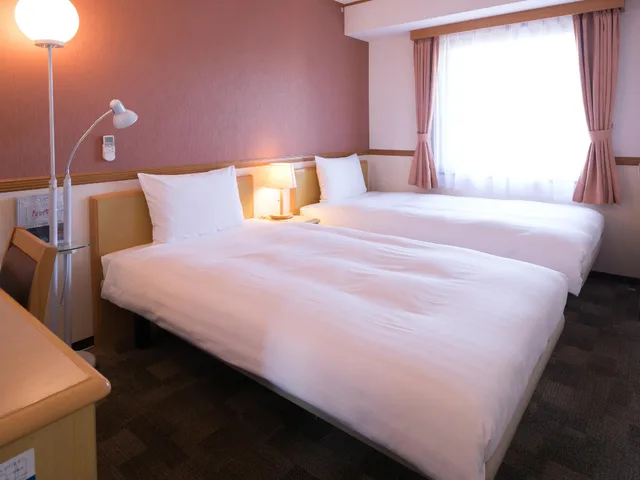 غرفة بسريرين منفصلين، Toyoko Inn Tsuchiura-eki Higashi-guchi 1/1
