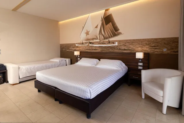 Superior, Double Bed, Lateral Side Sea View, Terrace، MERCURE RIMINI LUNGOMARE 8/10