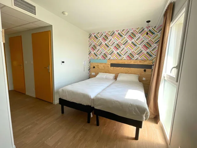 Pop, Double or Twin Bed، greet hotel Castets Coeur des Landes 1/10