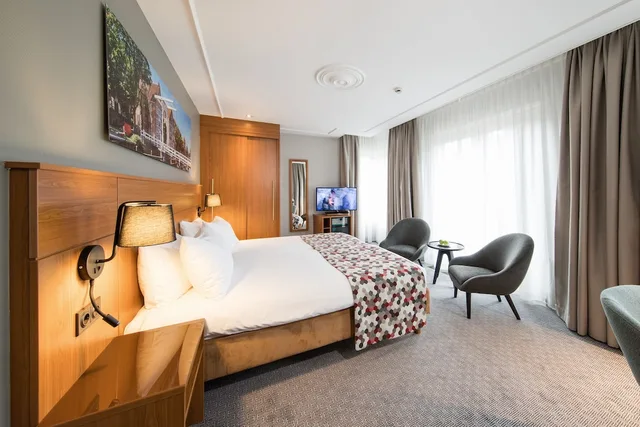 غرفة تنفيذية، Bilderberg Grand Hotel Wientjes 1/3