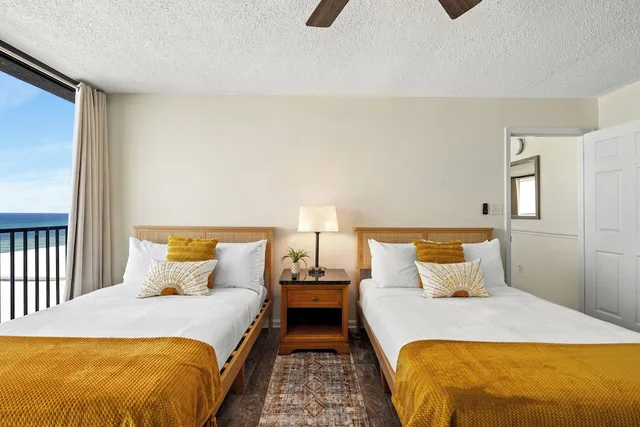 2 Bedrooms, Condo, Island, 1 King and 2 Double Beds, Beach Front, 2 Bathrooms, 2 Sofa، Sandpiper Beacon Beach Resort 1/6