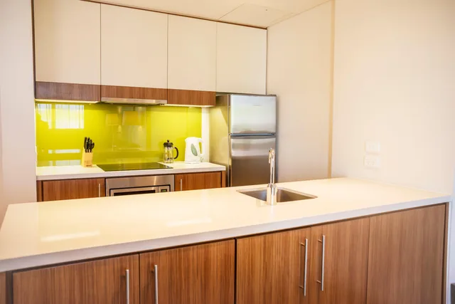 جناح بسرير كينج وسريرين مزدوجين بشرفة بغرفتي نوم، Holiday Inn Port Moresby 4/4