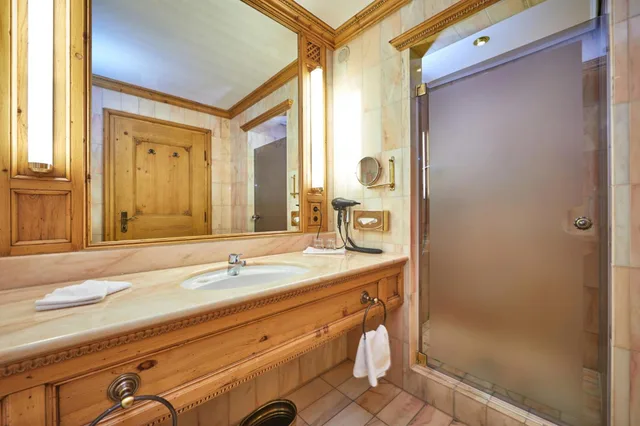 جناح بسرير كينج، Parkhotel Wallgau 6/6