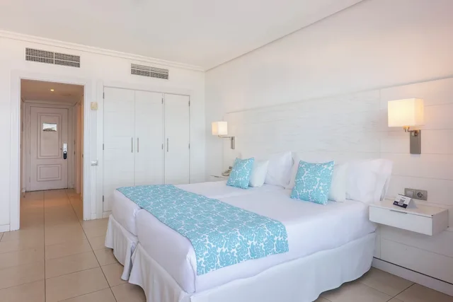 غرفة قياسية بسرير مزدوج، Landmar Costa los Gigantes Family Resort 1/5