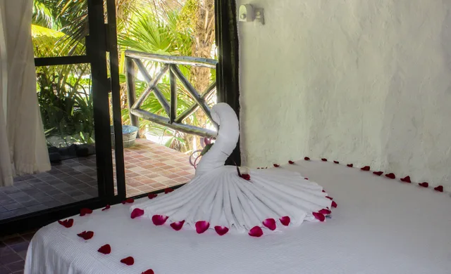 Maya, House, King Bed, Partial Ocean View, Hotel Poc Na 5/8