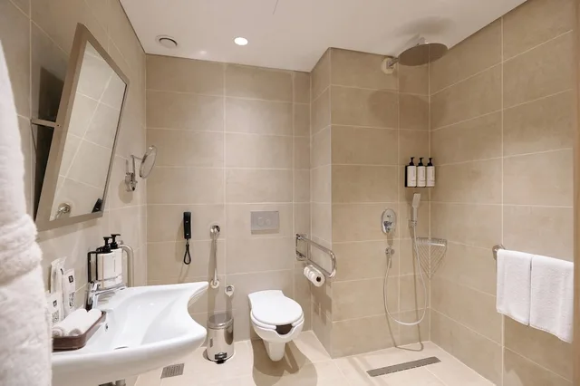 Crowne Plaza Istanbul Zeytinburnu By Ihg, Istanbul 48/50