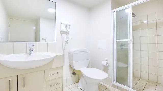 2 Bedrooms, Apartment, Queen and Twin Beds, Mari Court Resort 8/10