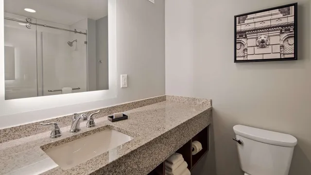 غرفة بسريرين كوين، Best Western Plus Franklin Square Inn Troy/Albany 4/4