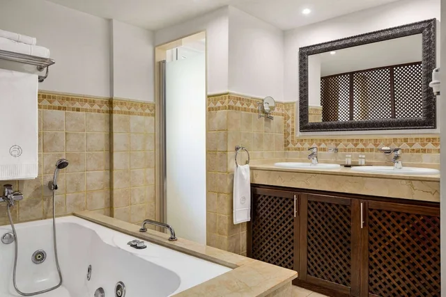 شقة سوبيريور بسرير مزدوج بإطلالة على البحر بغرفة نوم واحدة مع أريكة بجاكوزي، Wyndham Residences Costa Adeje 3/3