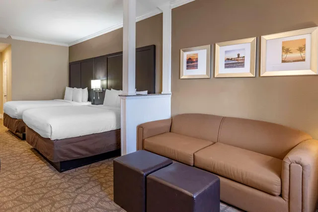 جناح بسريرين كوين، Comfort Inn & Suites Huntington Beach 4/5
