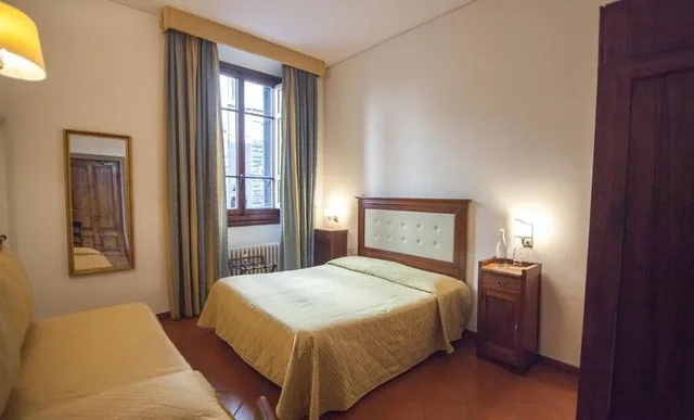 غرفة كلاسيكية ثلاثية بثلاثة أسرّة، Residenza Hotel Cimabue 5/10