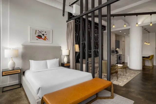1 Bedroom, Urban, Apartment, Queen Bed، The Heid Lofts by Reside, a Wyndham Residence 2/5