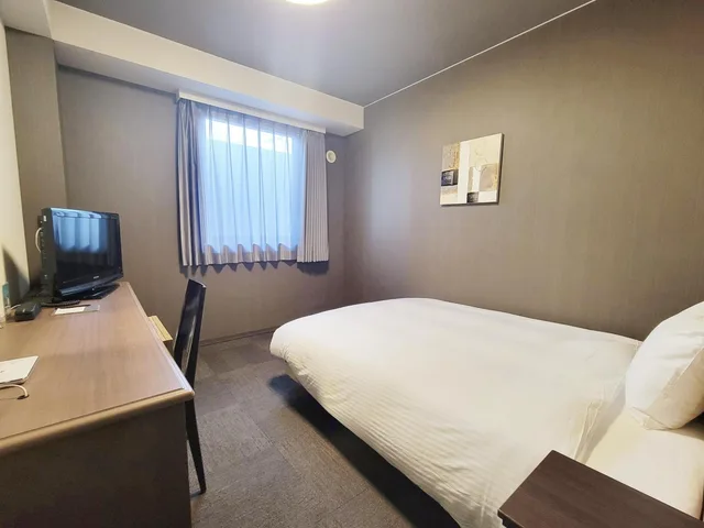 غرفة مفردة في المبنى الرئيسي للمدخنين، Hotel Route-Inn Court Komoro 1/4