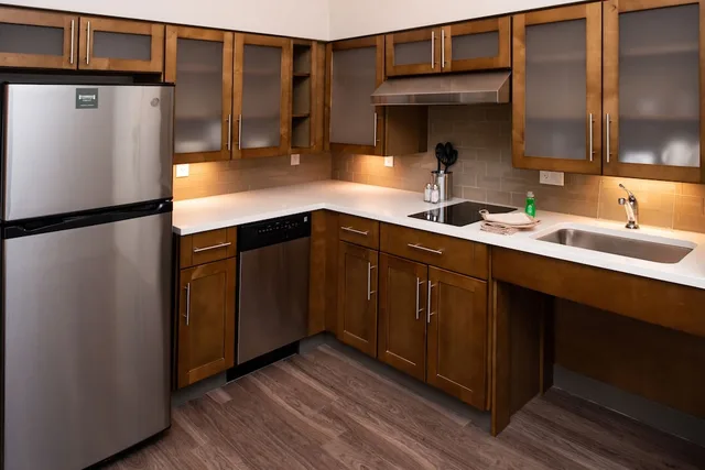 جناح بسرير كوين مع أريكة، Staybridge Suites St George 4/4
