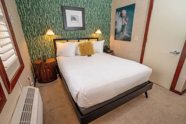 غرفة بسرير كوين، Daddy O Hotel 1/5
