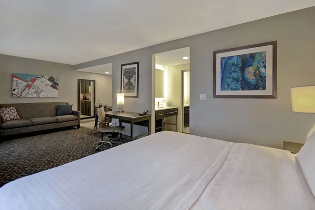 استوديو بسرير كينج، Homewood Suites by Hilton Edgewater-NYC Area 1/6