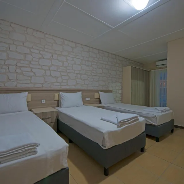 غرفة ثلاثية بشرفة، Grand Emir Hotel & SPA 8/10