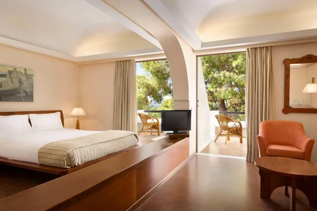 جناح جونيور سوبيريور بإطلالة على الحديقة، Ramada By Wyndham Loutraki Poseidon Resort 1/1