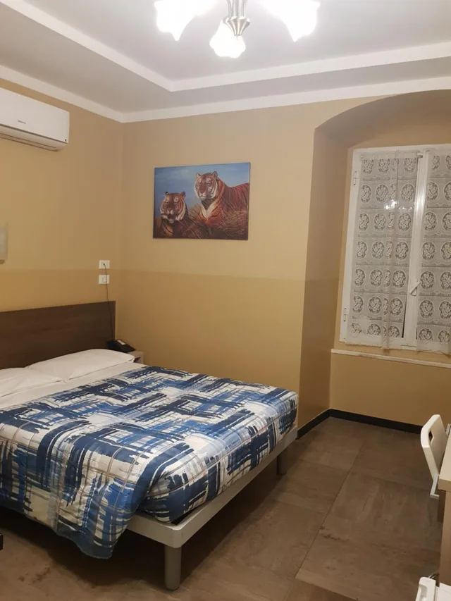 Room, Single, Hotel Tommaseo 2/10