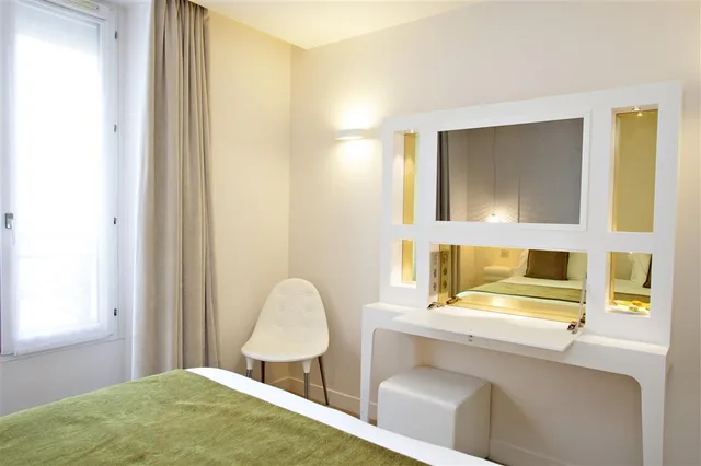 غرفة سوبيريور مزدوجة، Hotel Elysee Secret Paris 3/3
