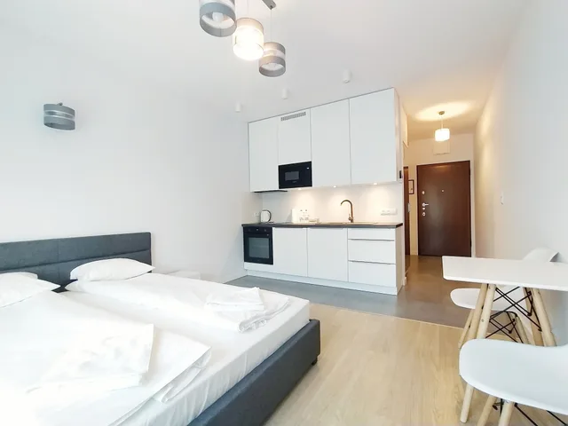 استوديو بسرير كوين بمطبخ صغير، Turnau City Aparthotel 6/10