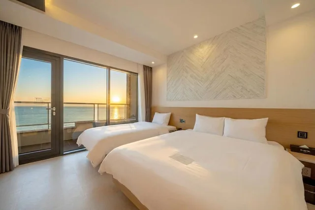 Ocean, Deluxe, Twin Beds، Songjeong Olla Hotel 2/10