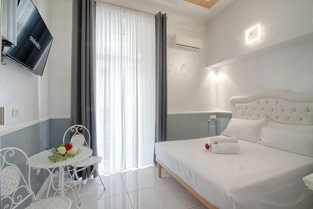 غرفة كلاسيكية بسرير كوين، B&B Home Grifondoro 2/10