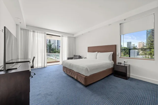 غرفة قياسية بسرير كوين، Crowne Plaza Surfers Paradise 8/10