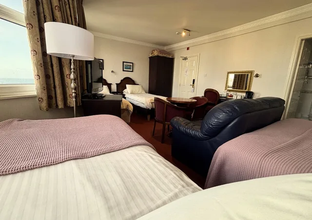 غرفة عائلية بسرير مزدوج وسريرين منفصلين، Welbeck Hotel and Restaurant 4/6