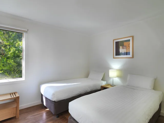 فيلا بسرير كوين وسريرين منفصلين بغرفتي نوم، Ramada Resort by Wyndham Phillip Island 1/3