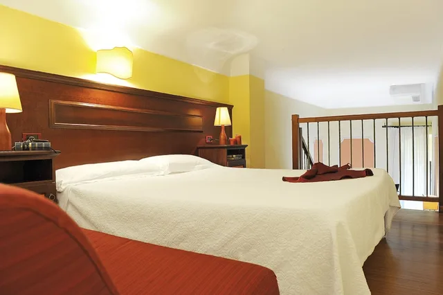 غرفة كلاسيكية بسرير مزدوج بإطلالة على المدينة، Hotel Palazzo Sa Pischedda 2/7