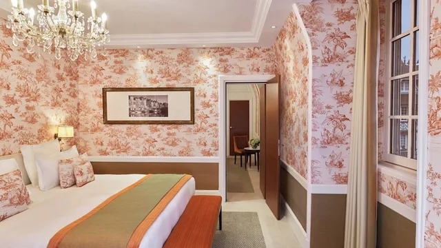 جناح ديلوكس بسرير كينج، Normandy Barriere Hotel 1/3