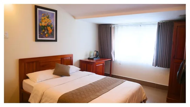 غرفة ديلوكس بسرير كوين، Nam Xuan Premium Hotel 2/10