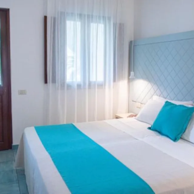 جناح ديلوكس بغرفة نوم واحدة، Pietrablu Resort & SPA - CDSHotels 1/2