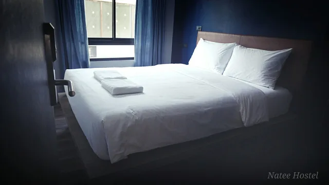Private, Double Bed, Shared Bathroom، Natee Hostel 3/3