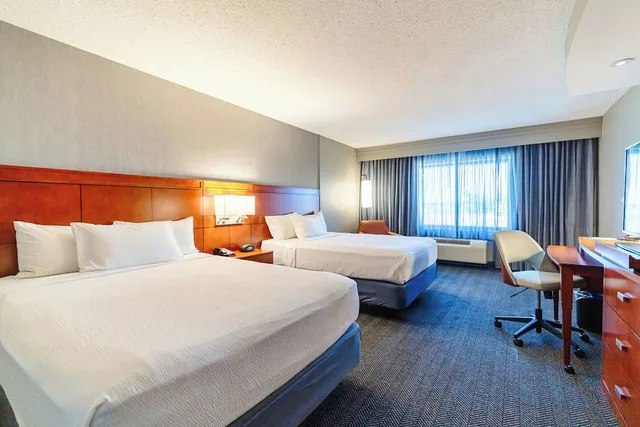 غرفة بسريرين كوين، Courtyard Biloxi North D Iberville 2/9