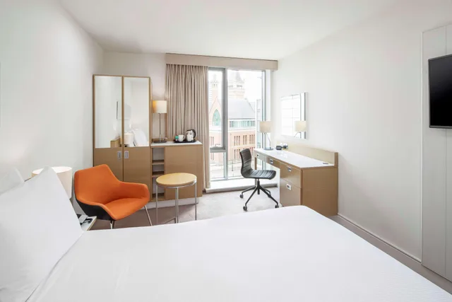 غرفة بسرير كوين، DoubleTree by Hilton Manchester - Piccadilly 9/9