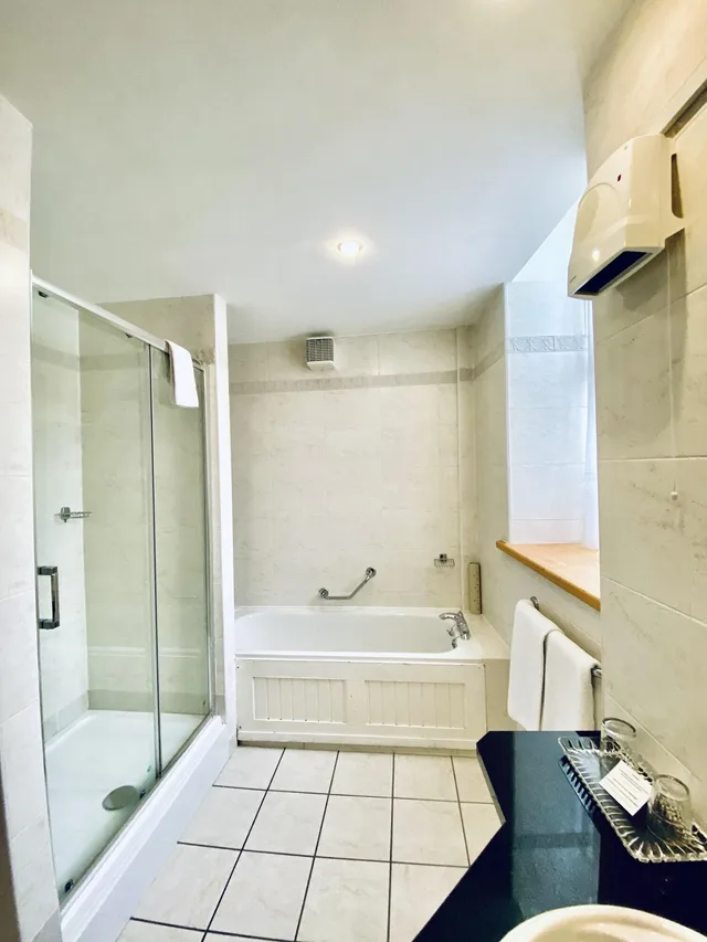 غرفة ثلاثية بسريرين، Beresford Hotel 7/7