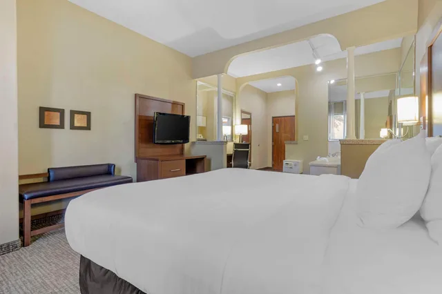 جناح، Comfort Suites Houston NW - Vintage Park 1/4