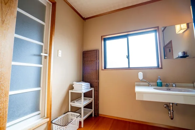 Private, Family, 1 Single and 2 Bunk Beds، Guest House Ouka - Hostel 7/10